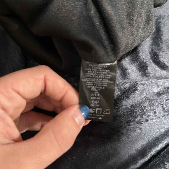 Dress - Picture 3 of 3